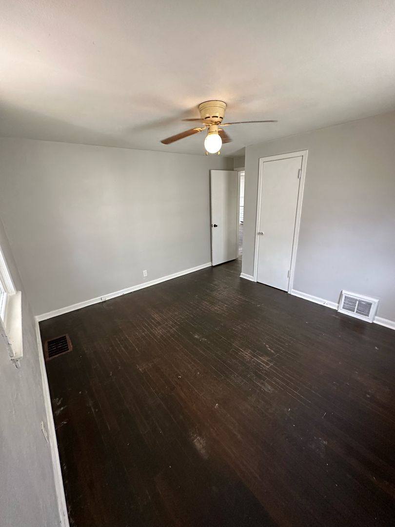 House for rent at 1329 N Johnson St, South Bend, IN 46628