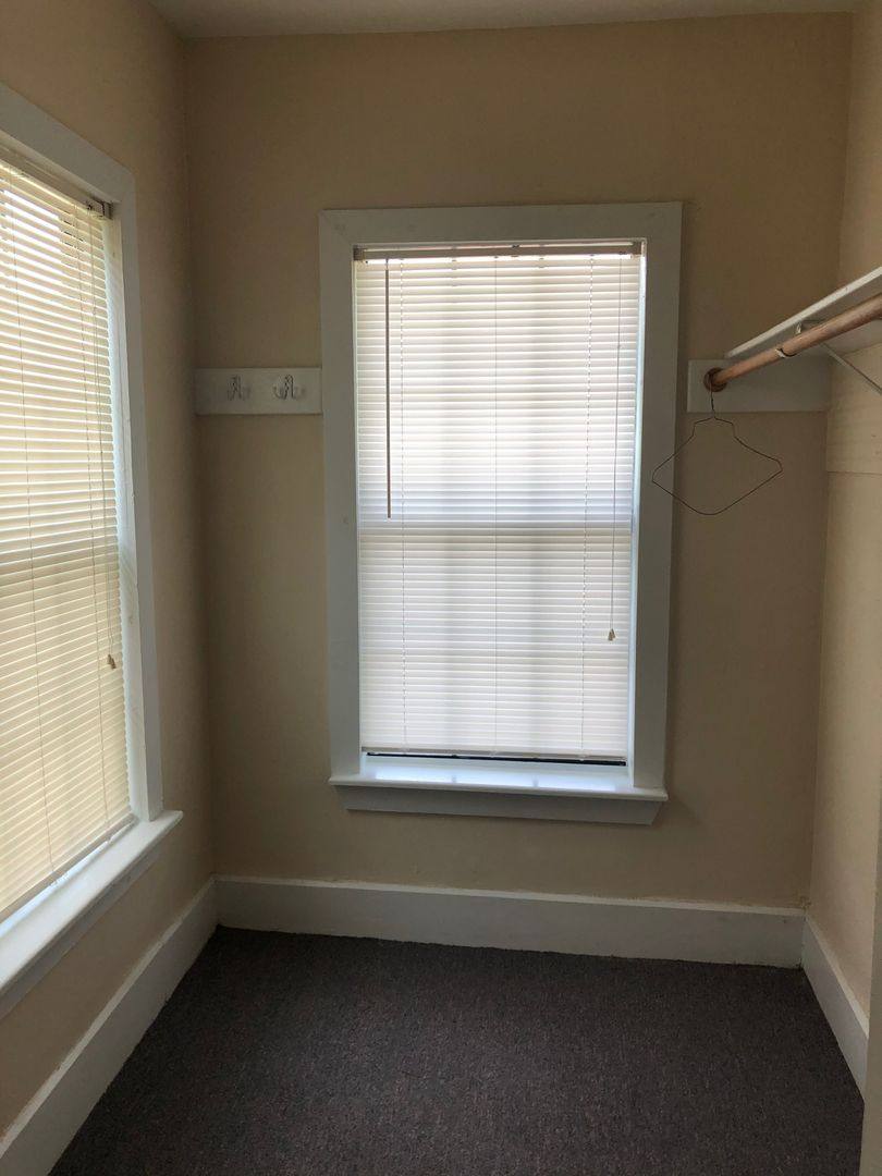 House for rent at 1228 20th St, Huntsville, TX 77340