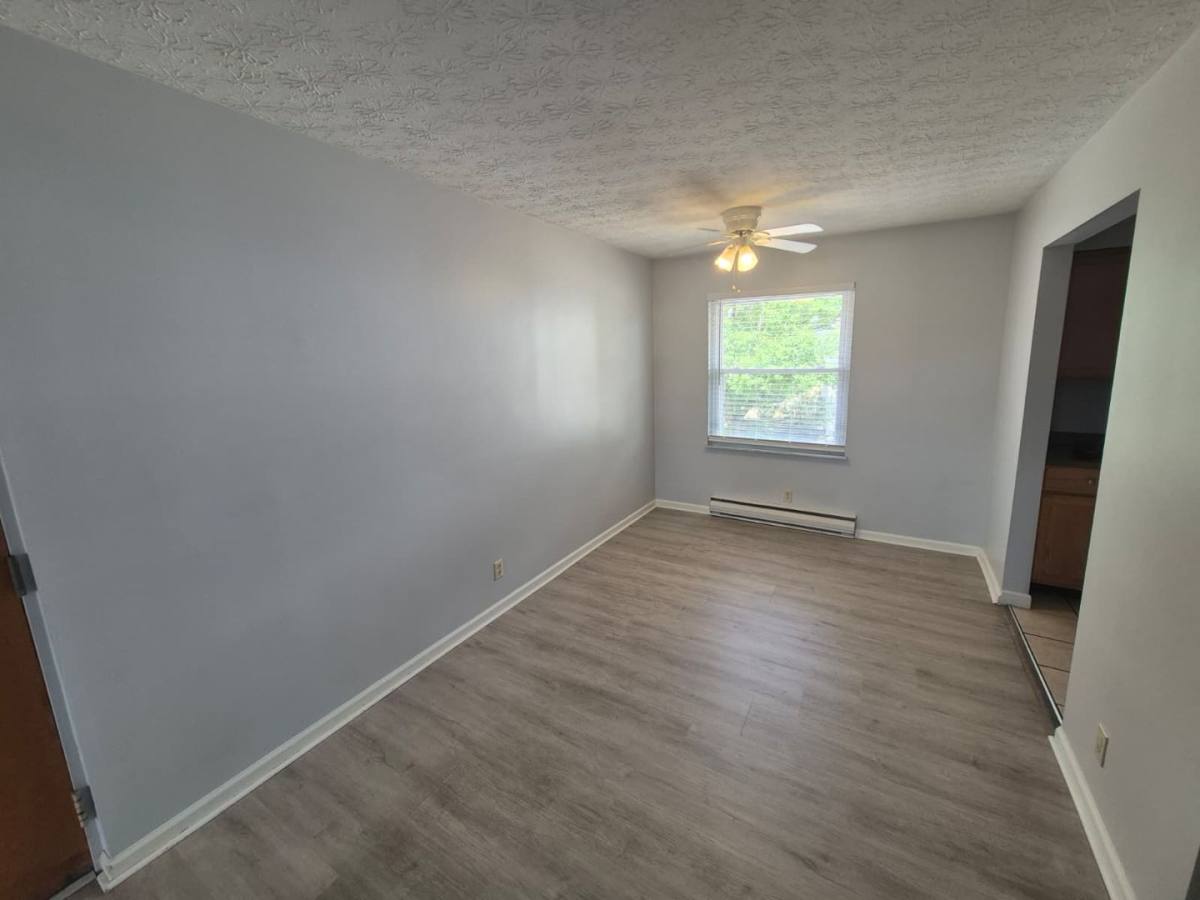 Apartment for rent at 8340 E Main St, Alexandria, KY 41001