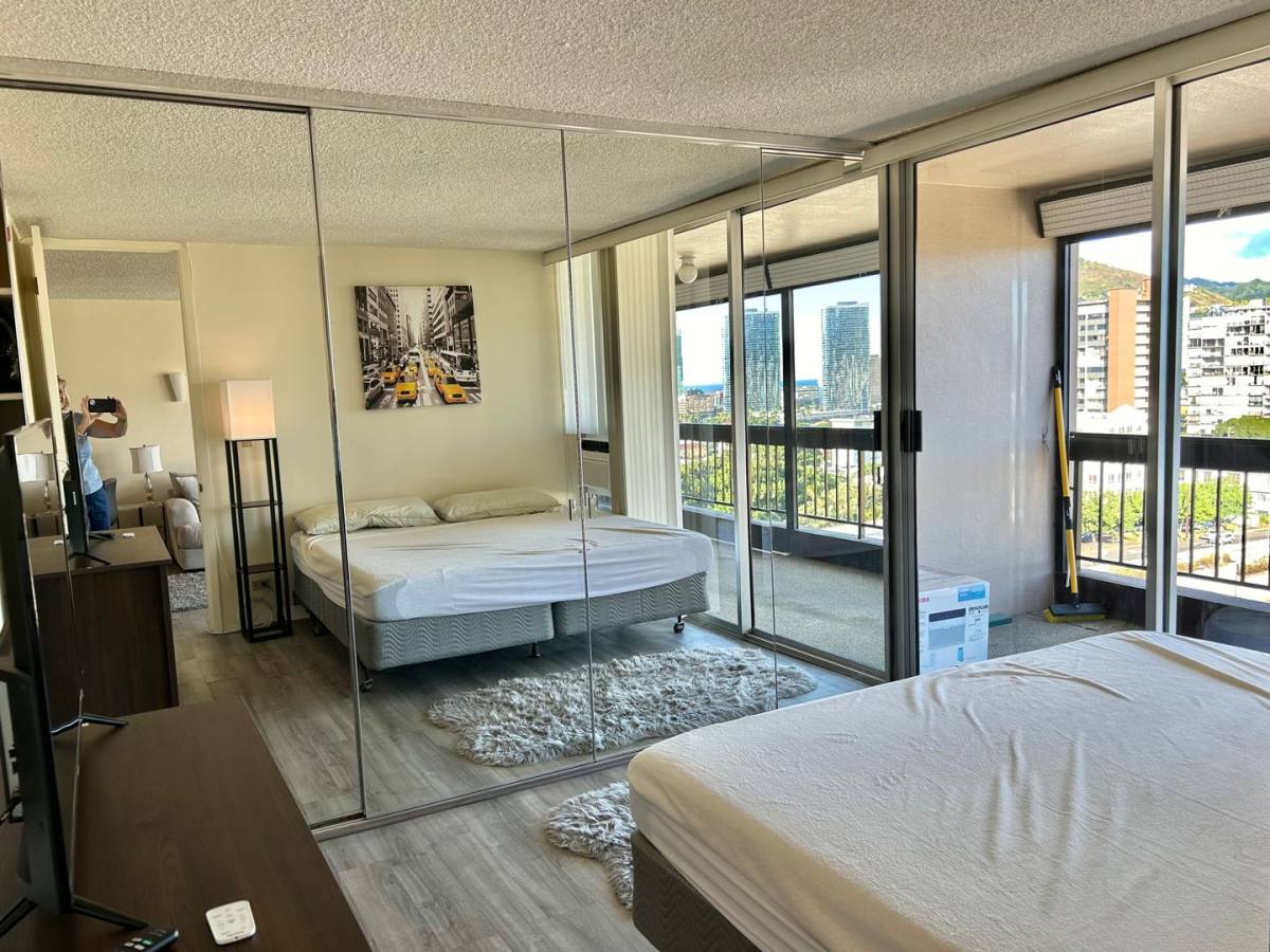 Apartment for rent at 775 Kinalau Place, Honolulu, HI 96813