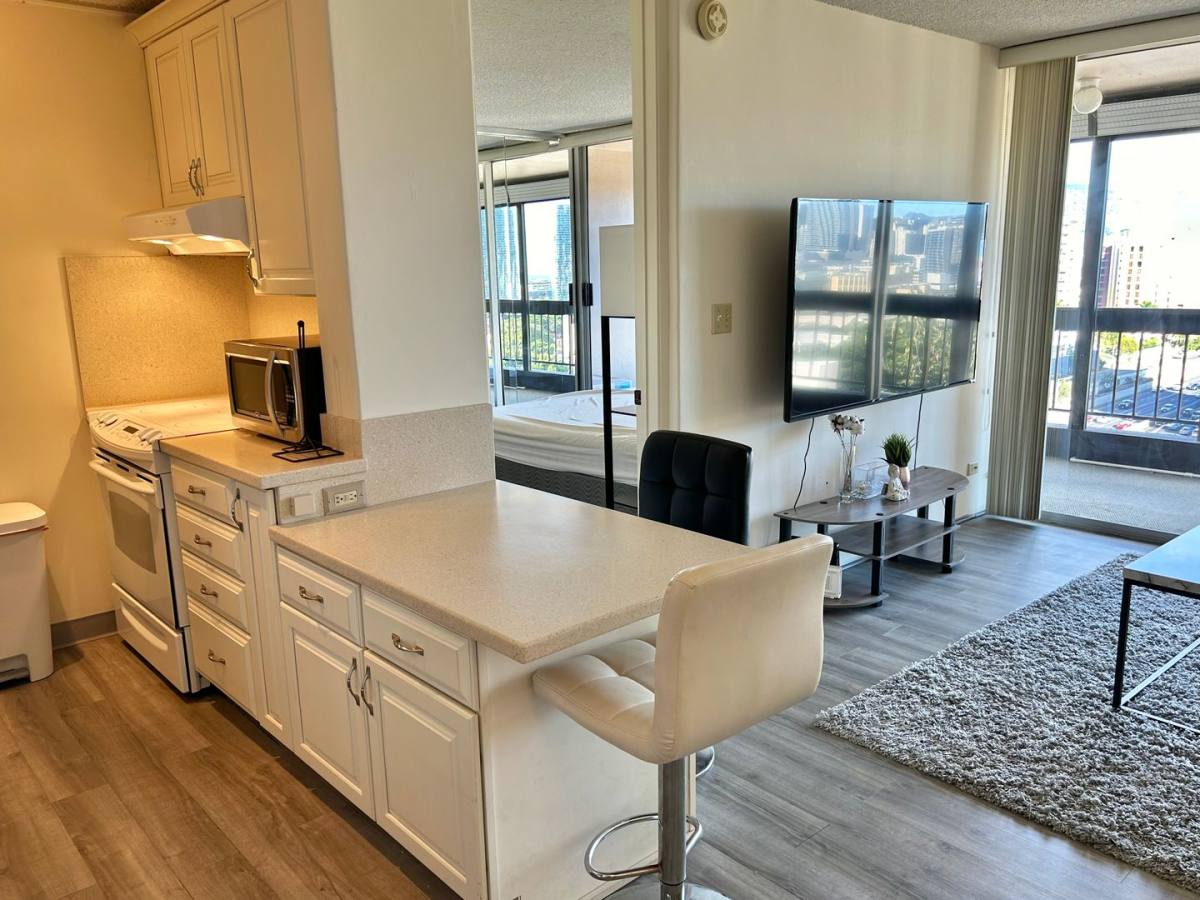 Apartment for rent at 775 Kinalau Place, Honolulu, HI 96813