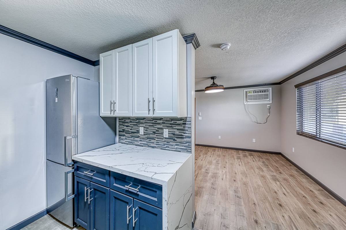 Apartment for rent at 322 N 14th St, Las Vegas, NV 89101