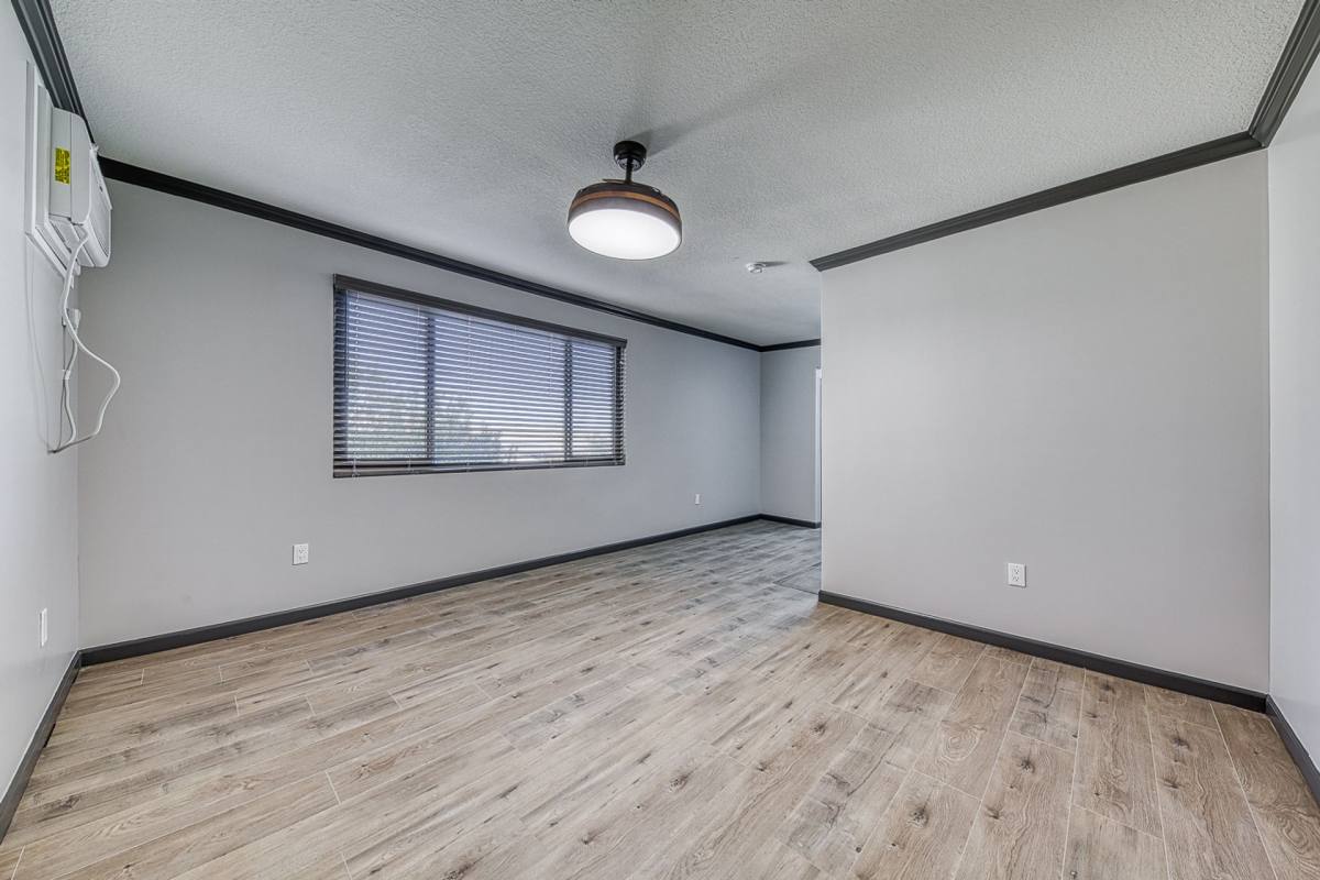 Apartment for rent at 322 N 14th St, Las Vegas, NV 89101