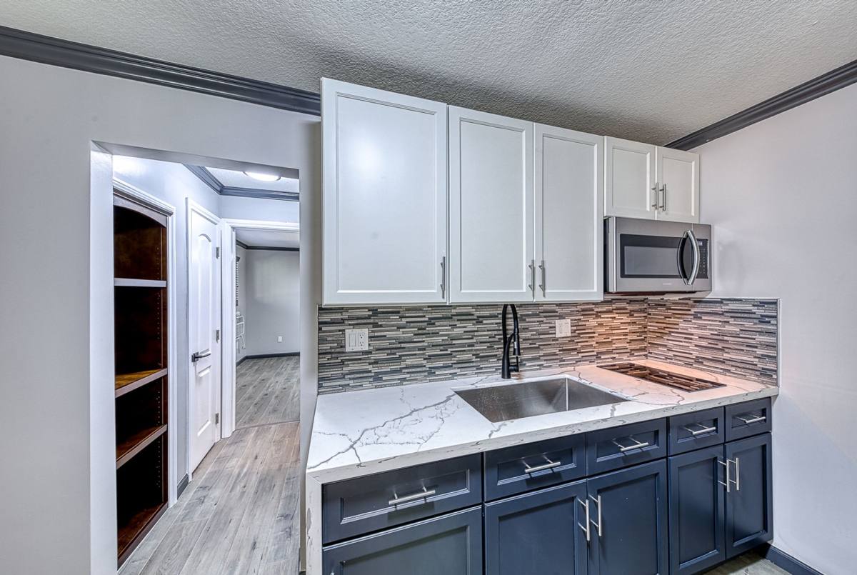 Apartment for rent at 322 N 14th St, Las Vegas, NV 89101