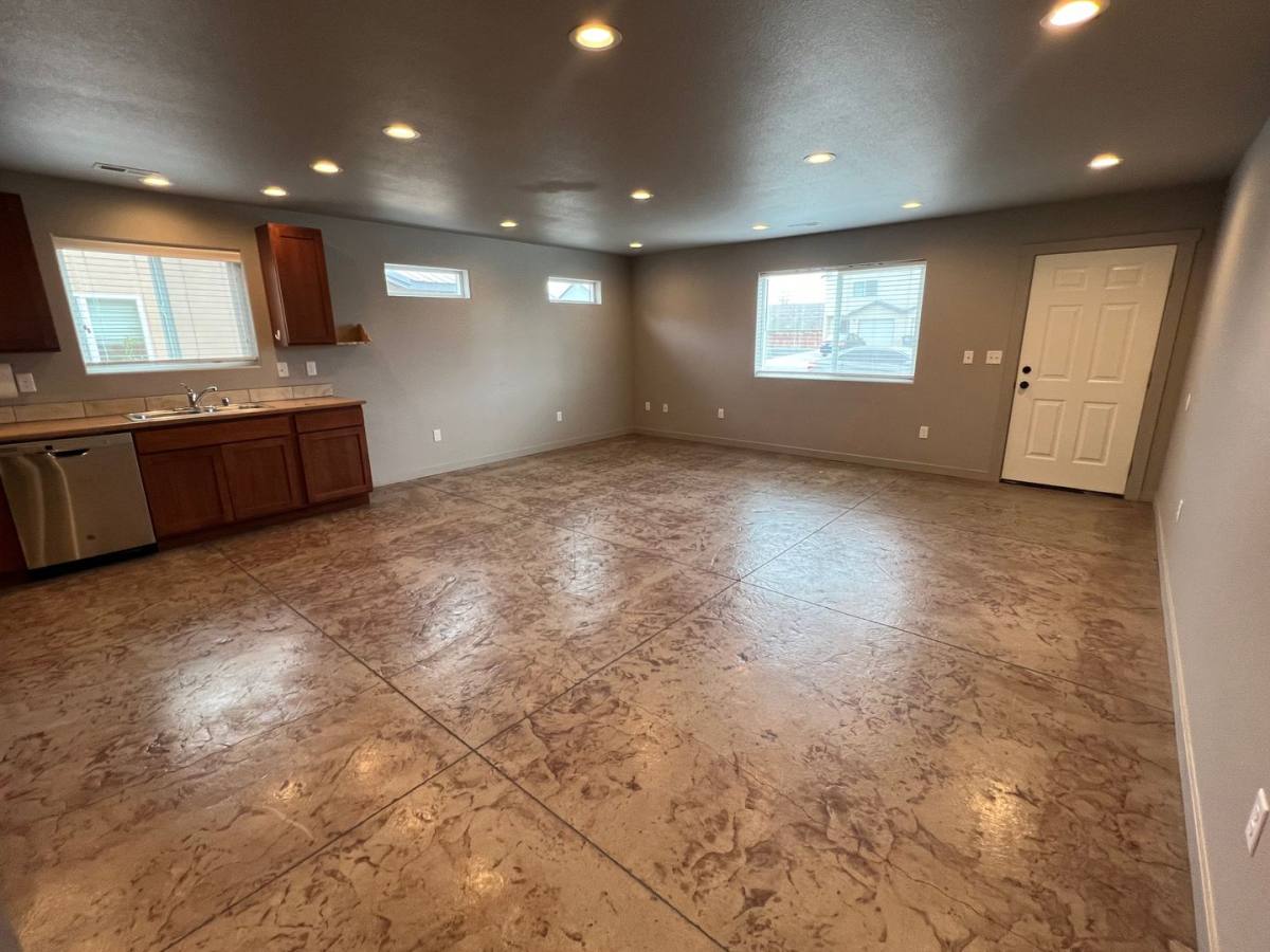 Apartment for rent at 525 F St NE, Quincy, WA 98848