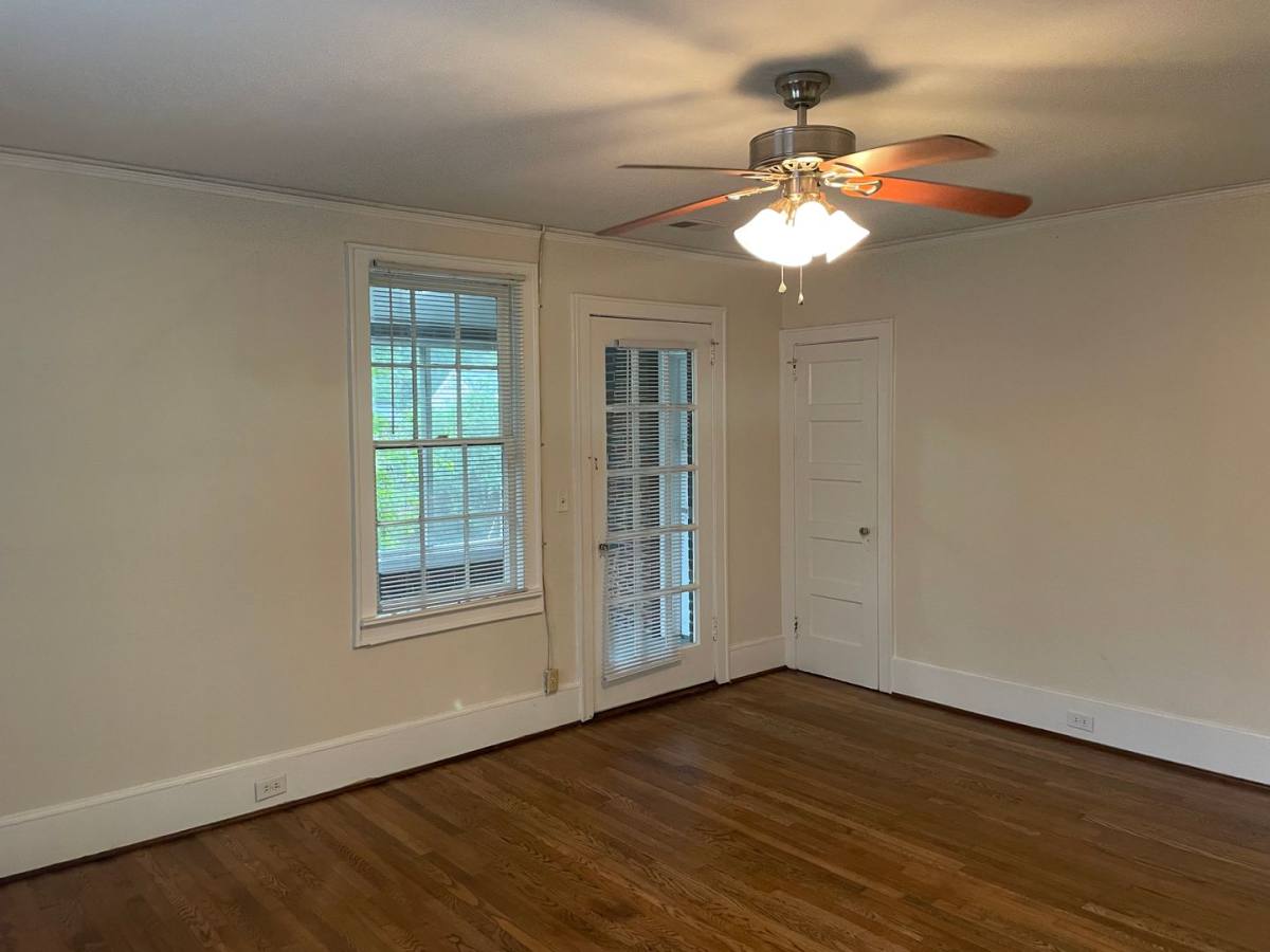 Apartment for rent at 410 Waccamaw Ave, Columbia, SC 29205