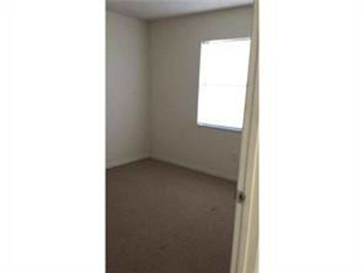 House for rent at 880 NE 207 Terrace, Miami, FL 33179