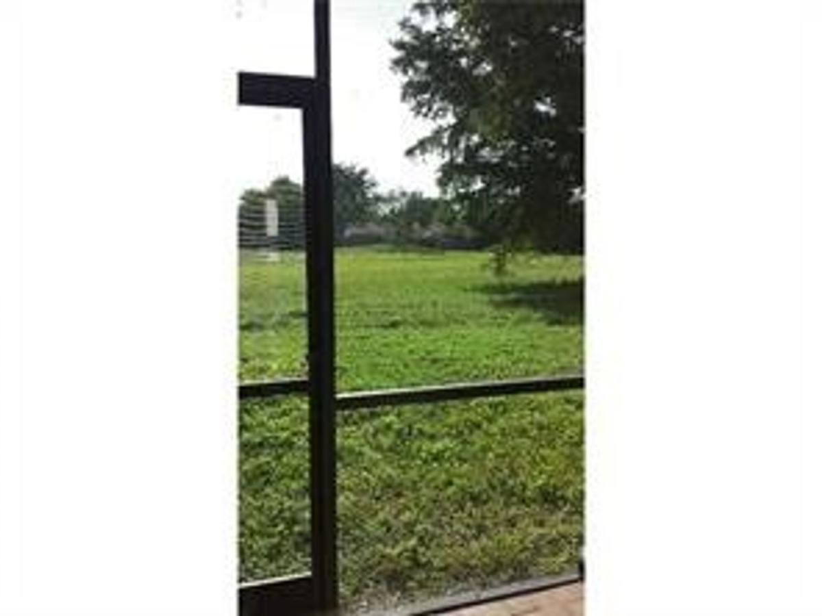 House for rent at 880 NE 207 Terrace, Miami, FL 33179