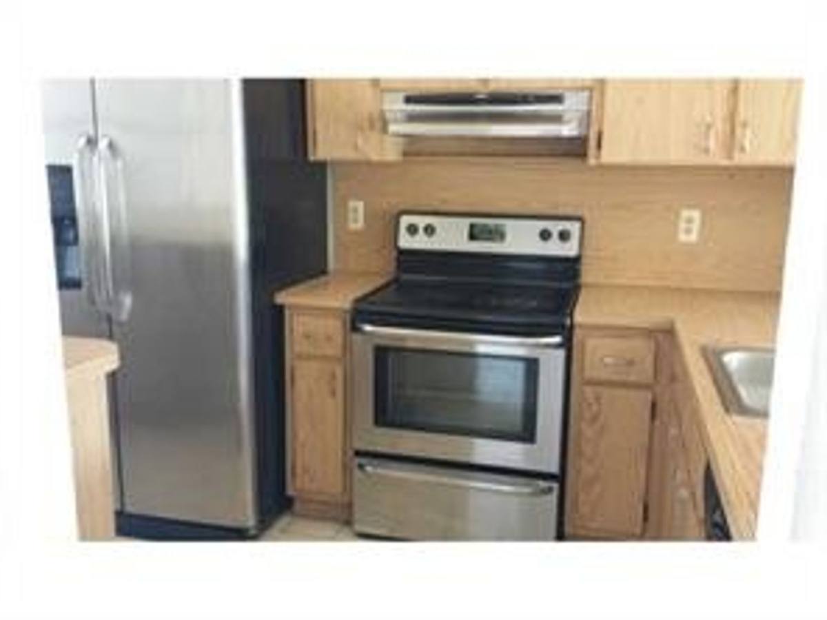 House for rent at 880 NE 207 Terrace, Miami, FL 33179