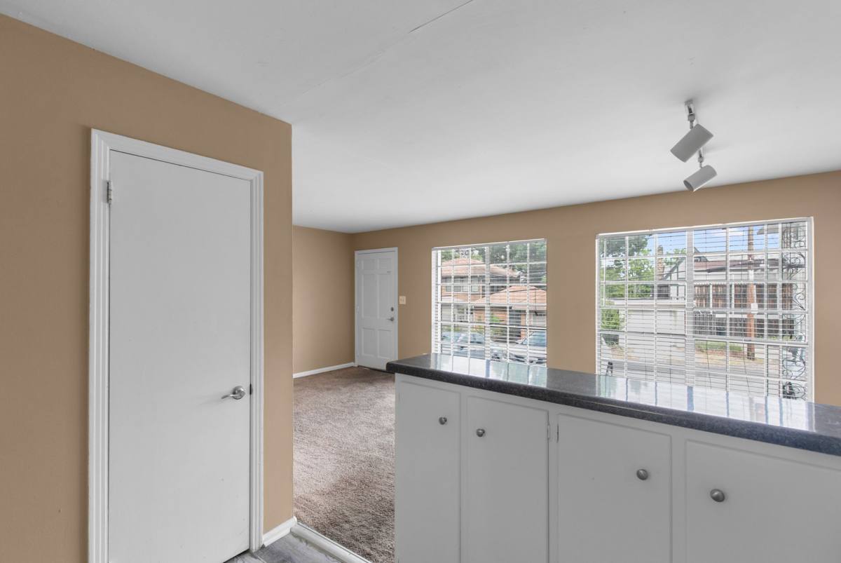 Apartment for rent at 1316 33rd St S, Birmingham, AL 35205