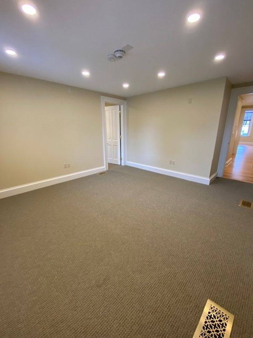 Apartment for rent at 414-416 State St, Erie, PA 16507