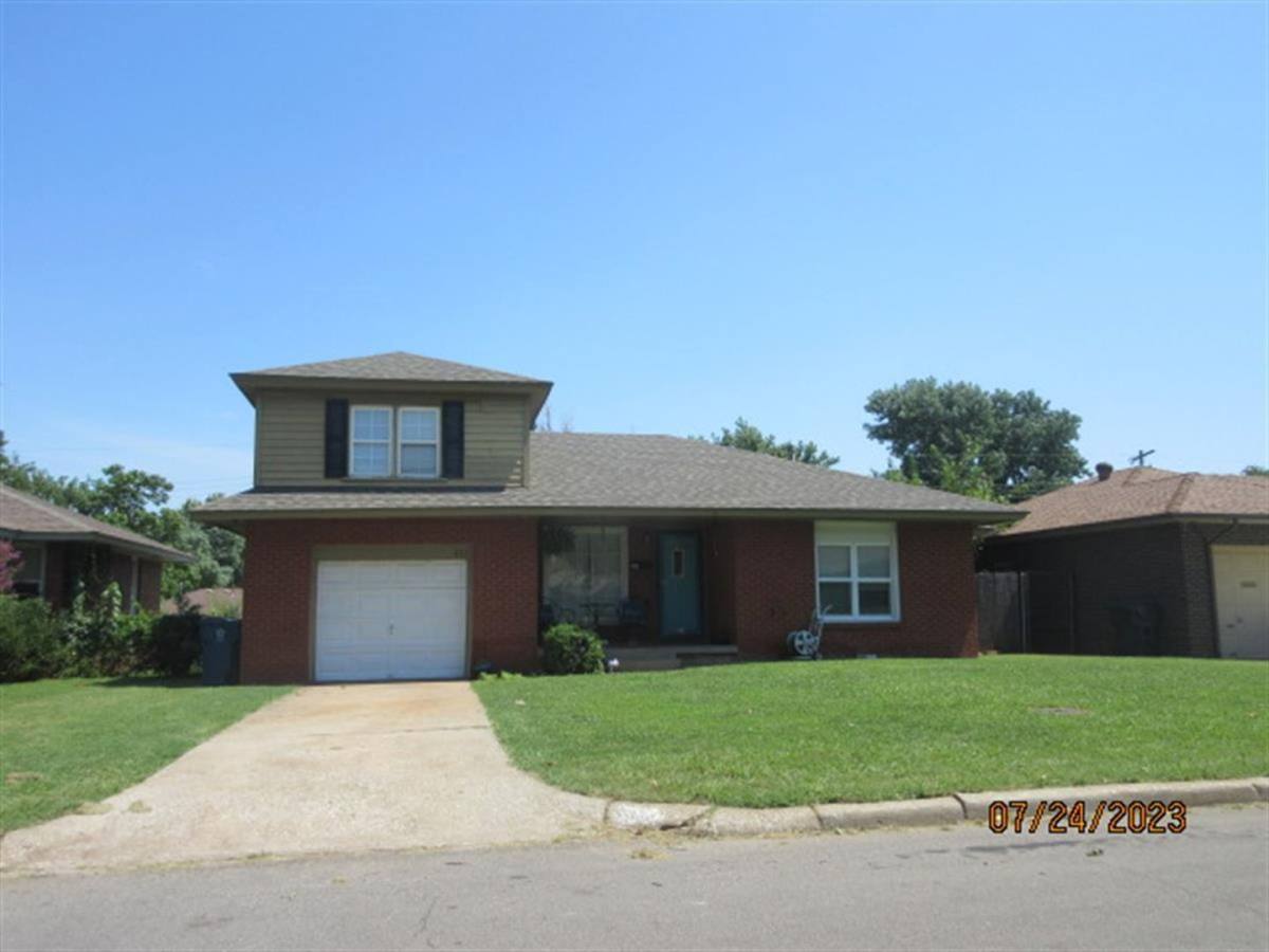 House for rent at 221 E Kerr Dr, Oklahoma City, OK 73110