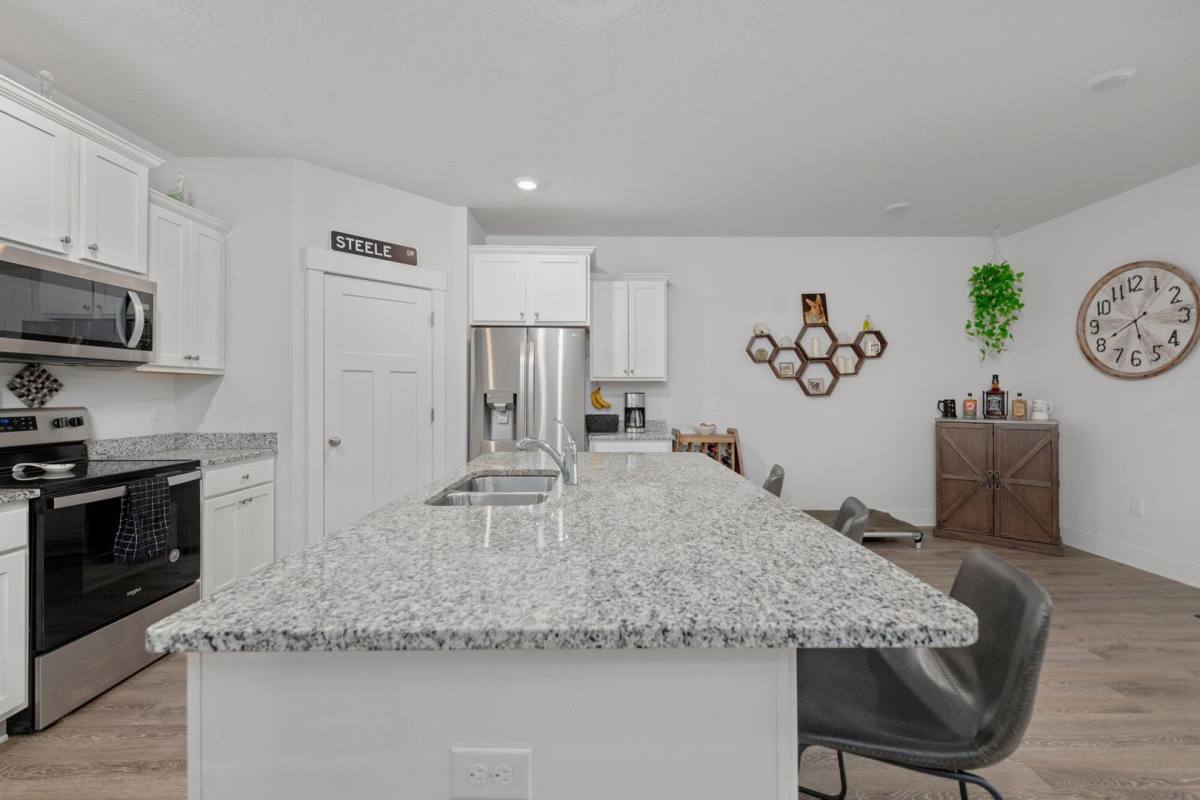 House for rent at 6196 Jenks Dr, Gulf Breeze, FL 32563