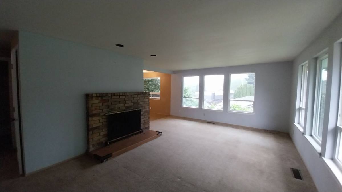 House for rent at 14104 11th Ave SW, Seattle, WA 98166