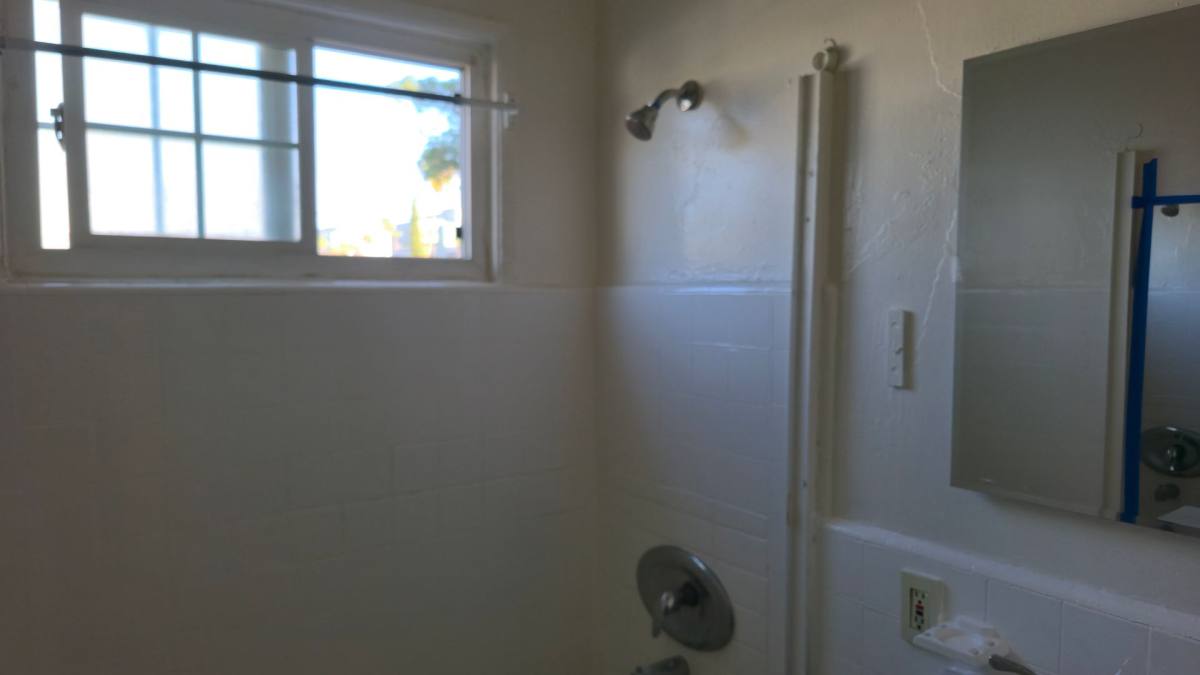 Apartment for rent at 1520 N Normandie Ave, Los Angeles, CA 90027