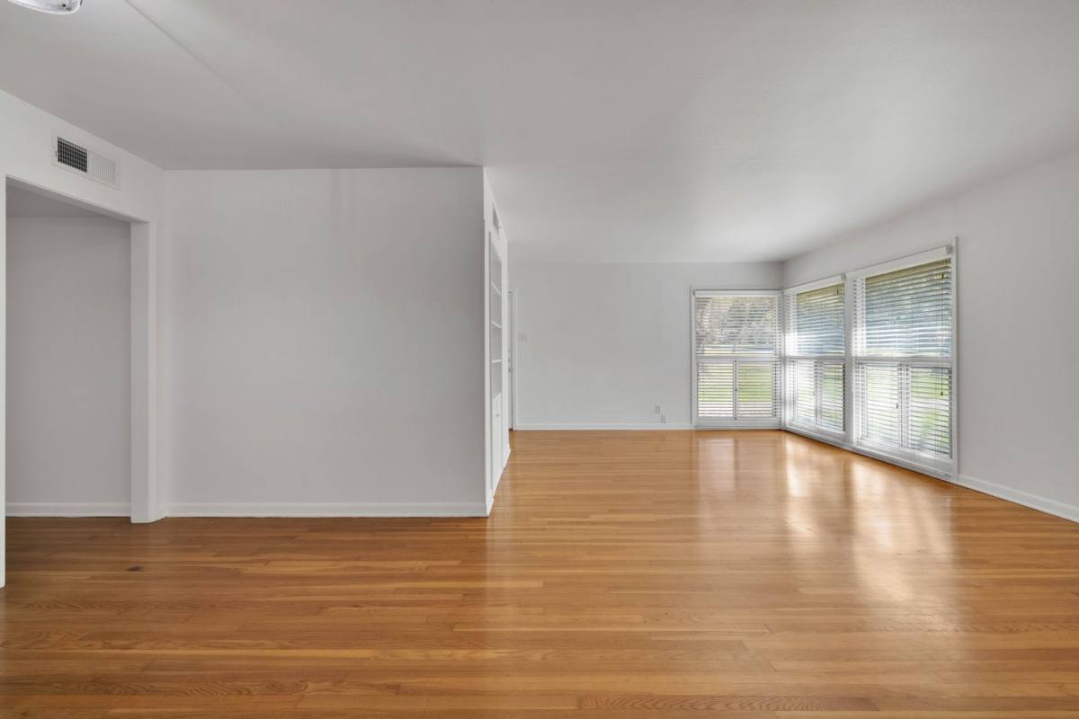 Apartment for rent at 103 107 Oakhurst, San Antonio, TX 78209
