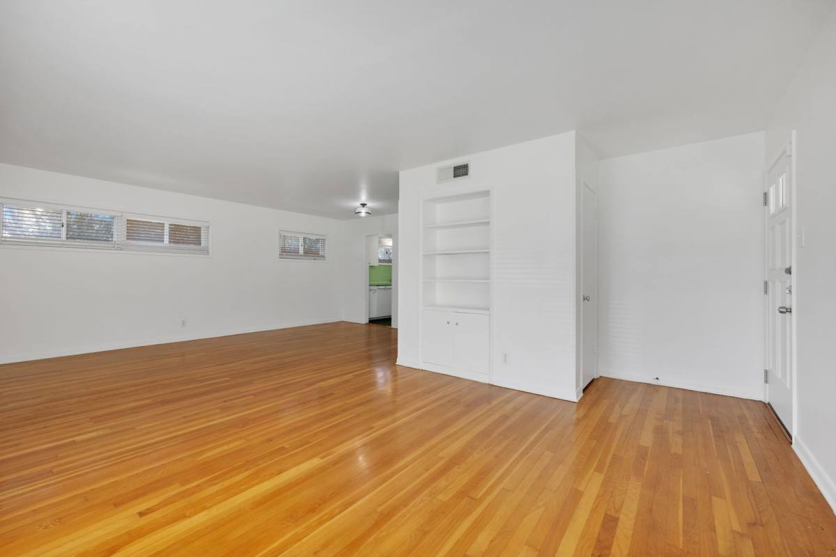 Apartment for rent at 103 107 Oakhurst, San Antonio, TX 78209