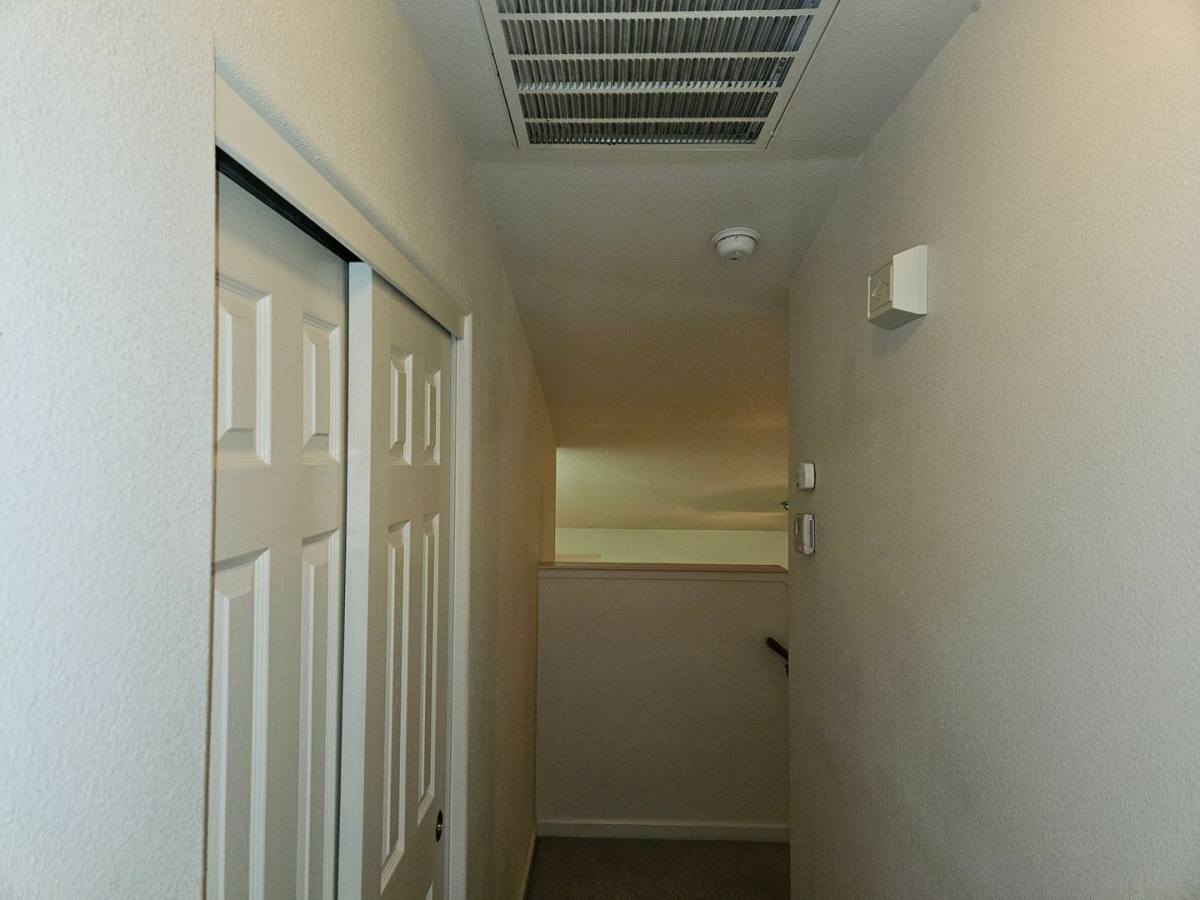Townhouse for rent at 1278 Mighty Oak Lane, Redding, CA 96002