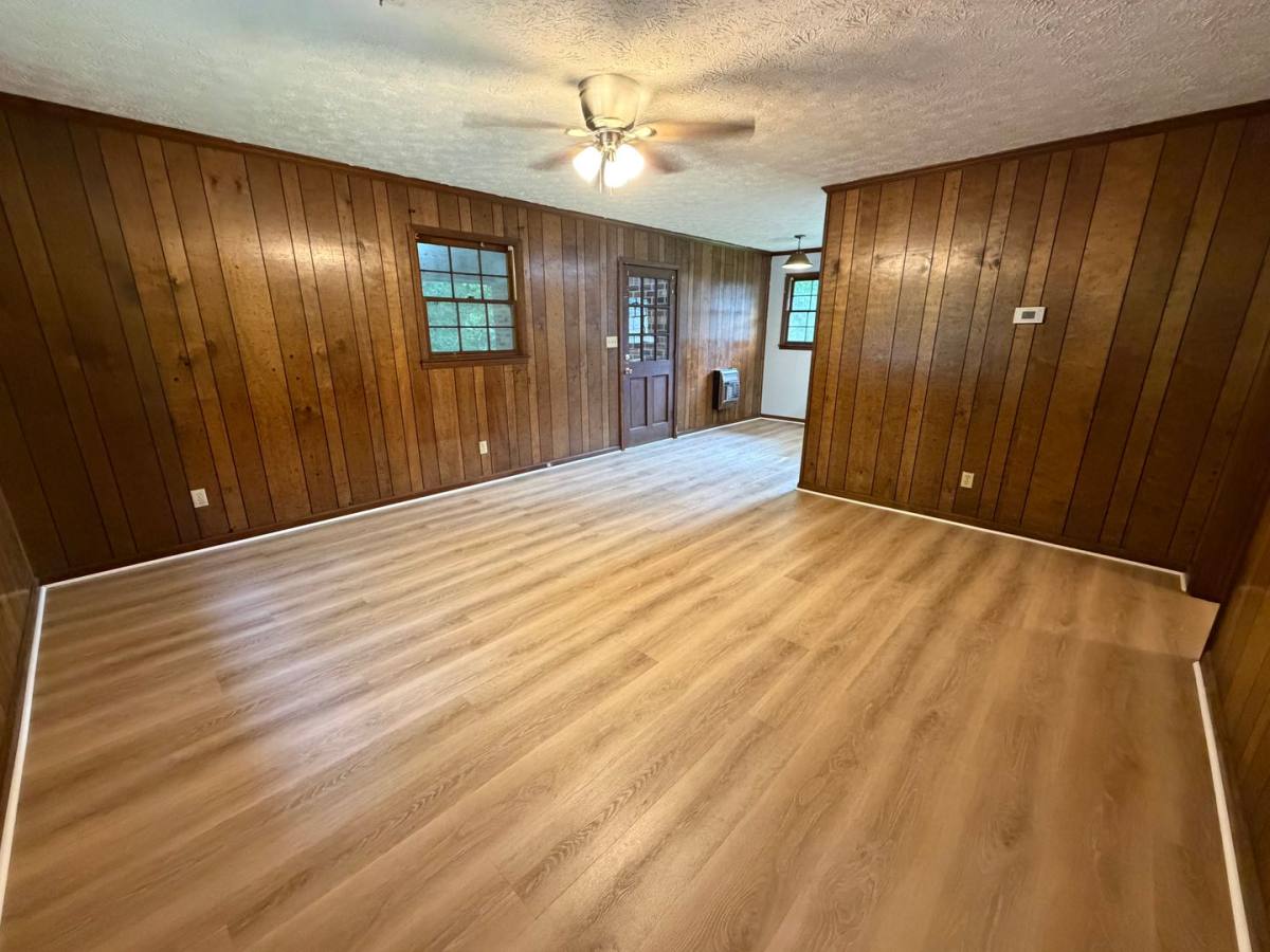 Apartment for rent at 348 Donahoo Rd, Silver Creek, GA 30173