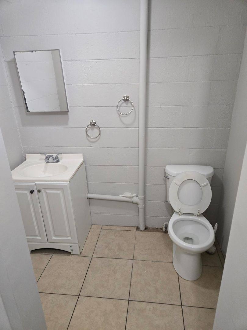 Apartment for rent at 1800 Rogero Rd, Jacksonville, FL 32211