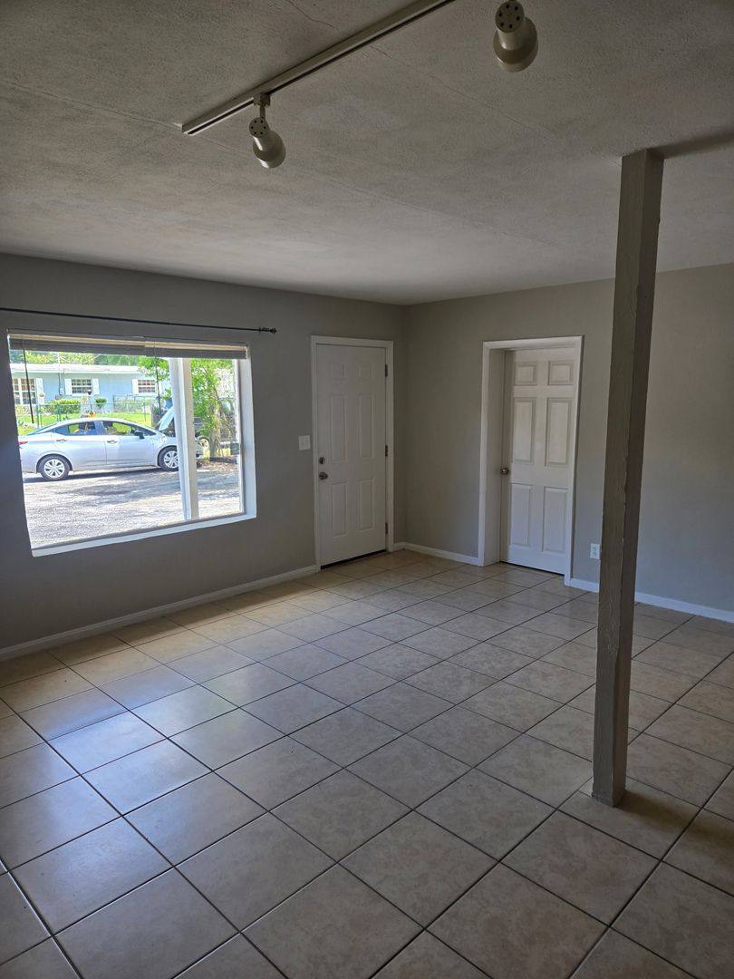 Apartment for rent at 1800 Rogero Rd, Jacksonville, FL 32211