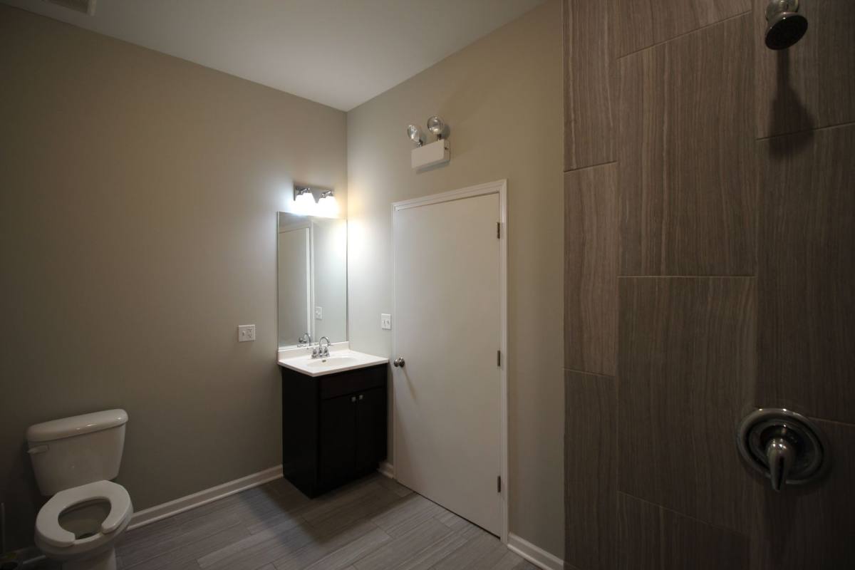 Apartment for rent at 3001 W Lawrence, Chicago, IL 60625