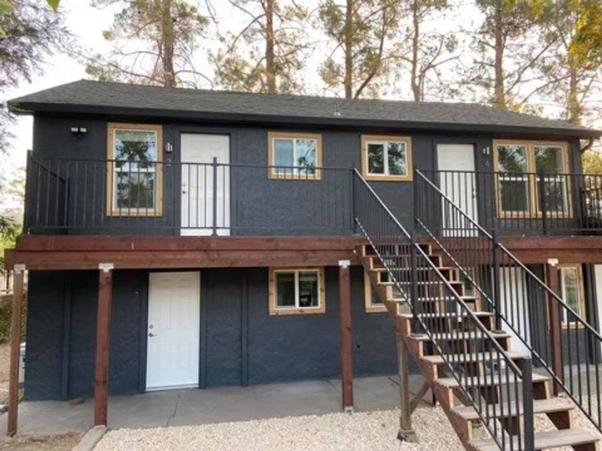 Apartment for rent at 633 N Market St, Redding, CA 96003