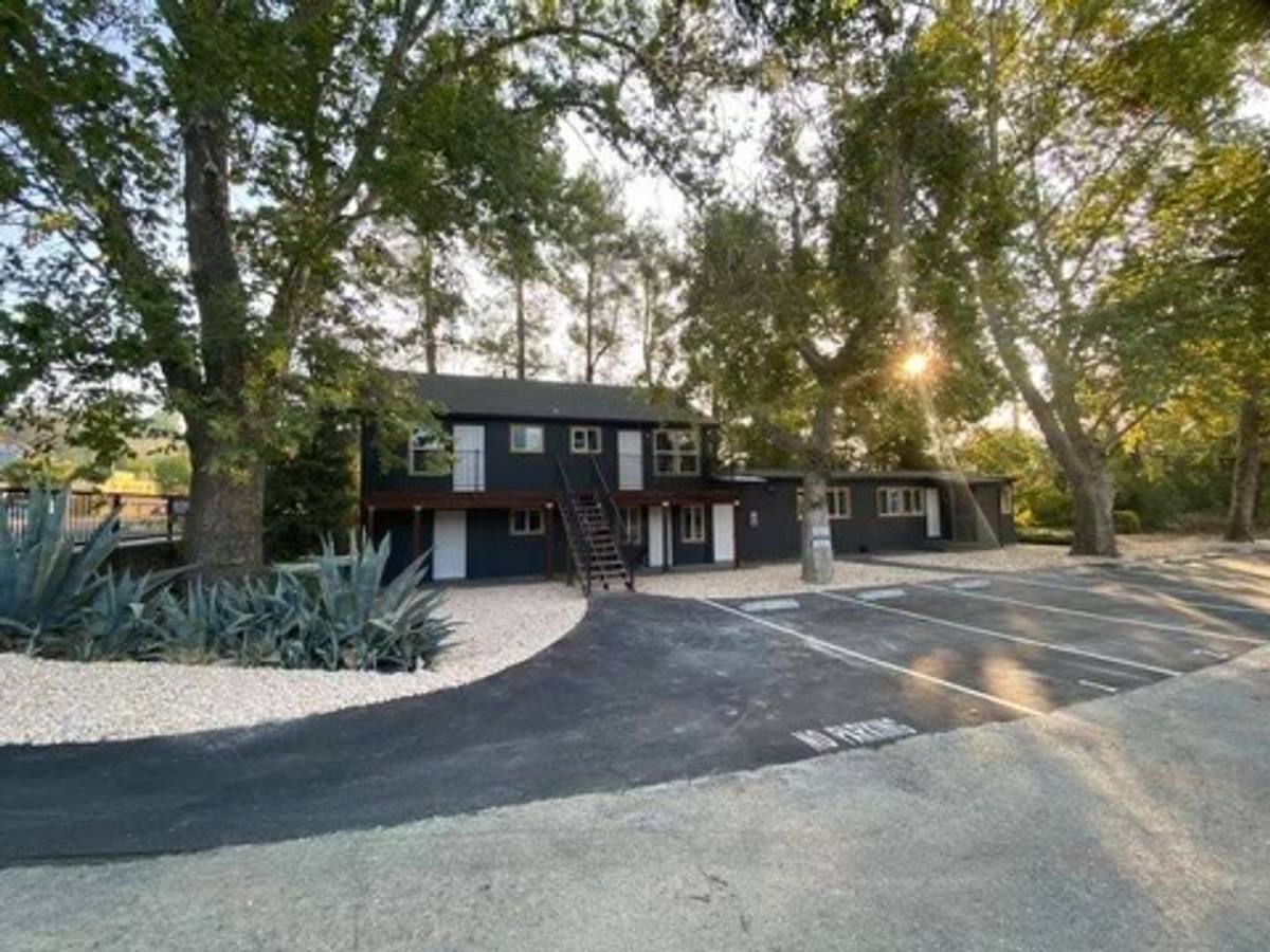 Apartment for rent at 633 N Market St, Redding, CA 96003