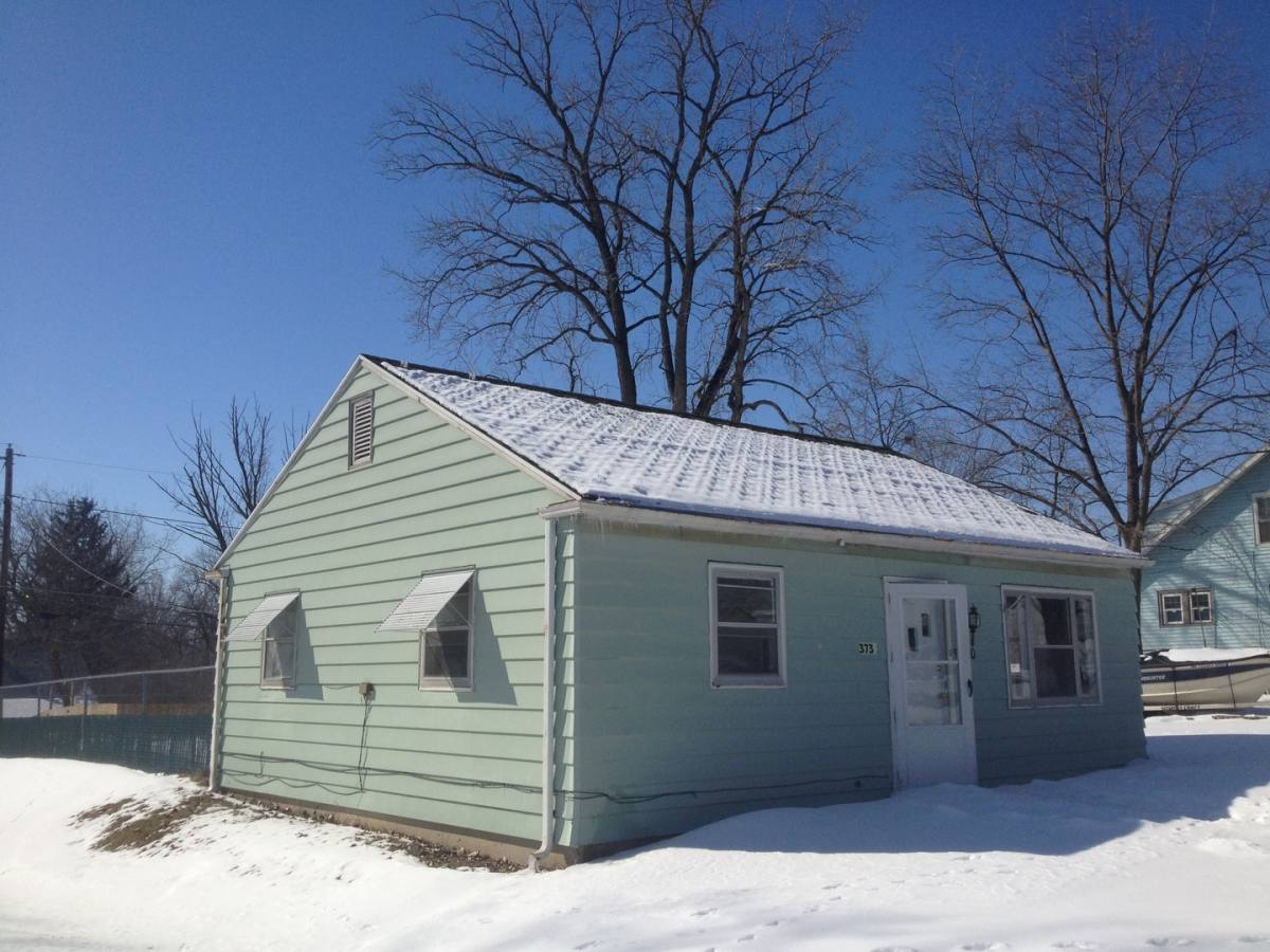 House for rent at 3730 Logan Ave, Fort Wayne, IN 46803