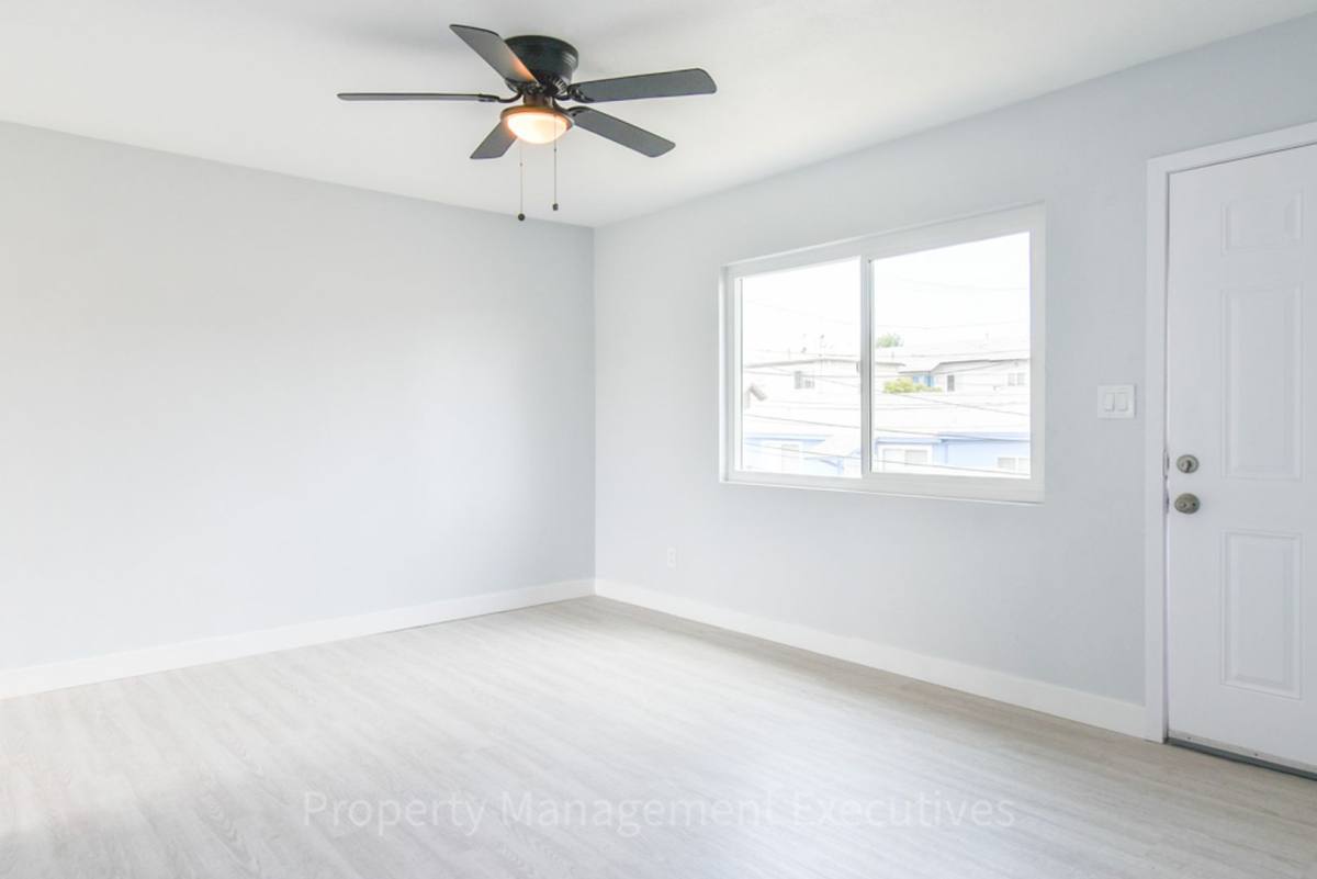 Apartment for rent at 4038 Winona Ave, San Diego, CA 92105
