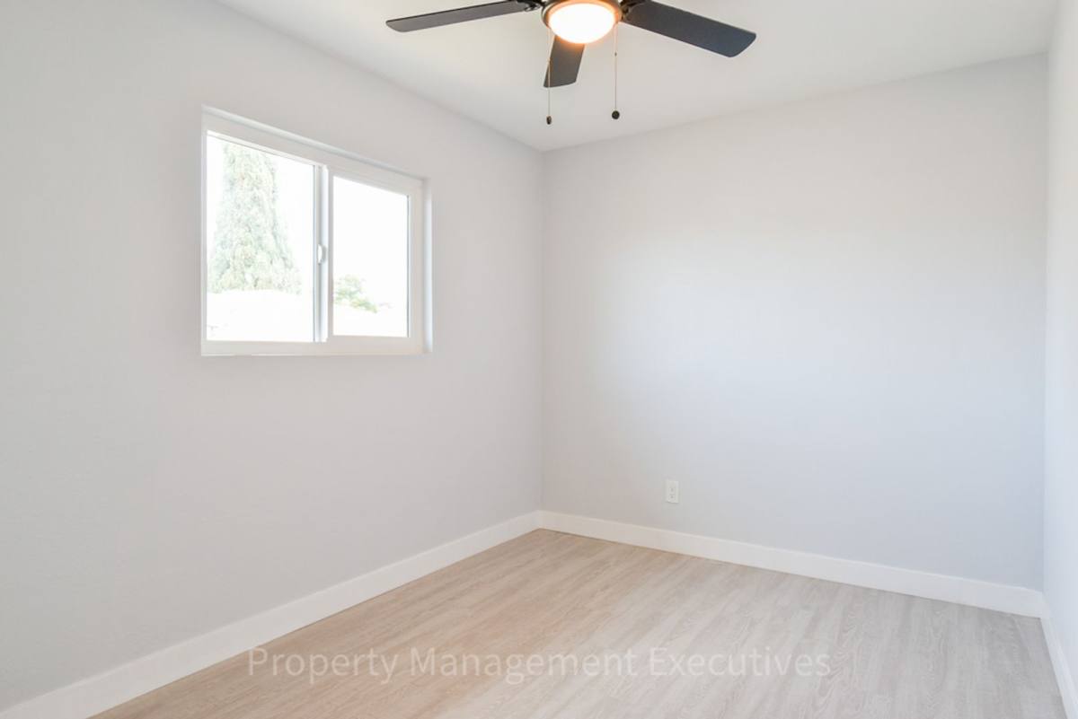 Apartment for rent at 4038 Winona Ave, San Diego, CA 92105