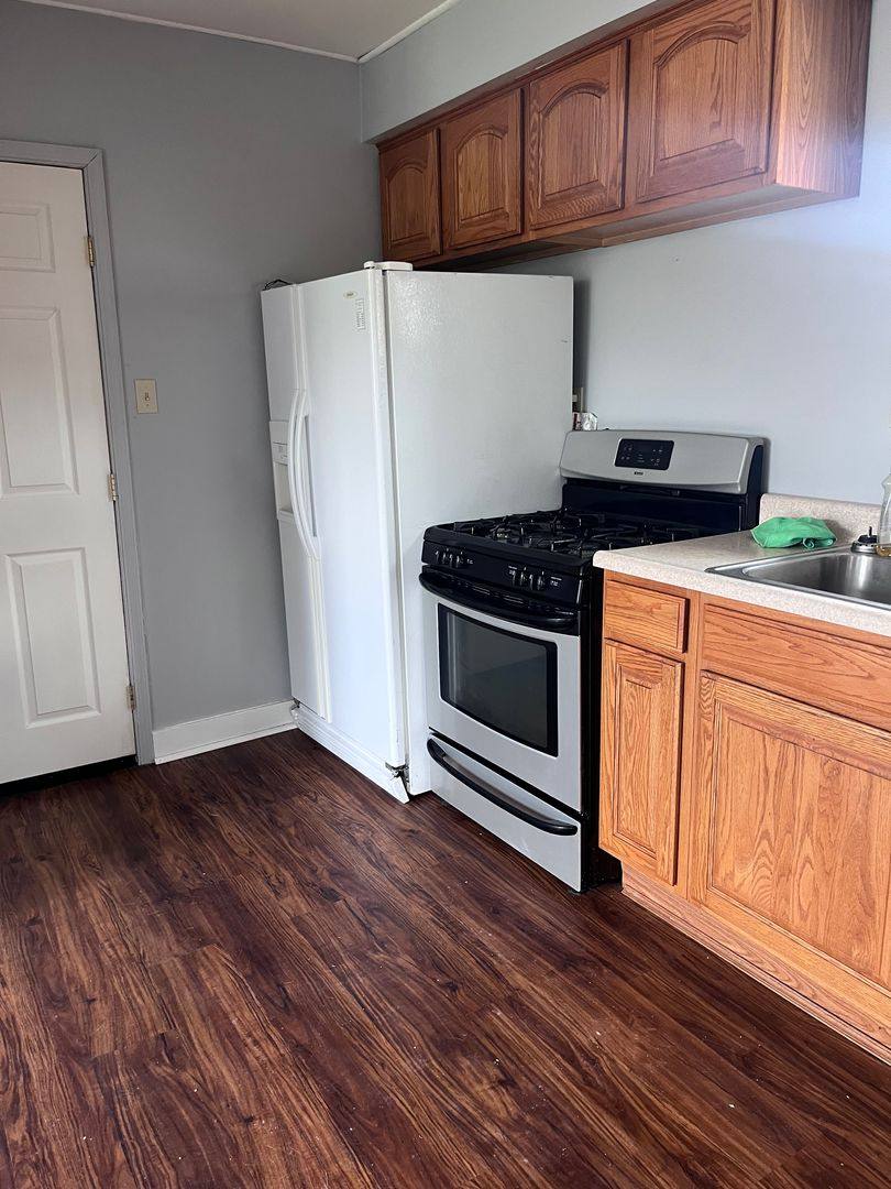 Apartment for rent at 320 Indiana Ave, Apollo, PA 15613