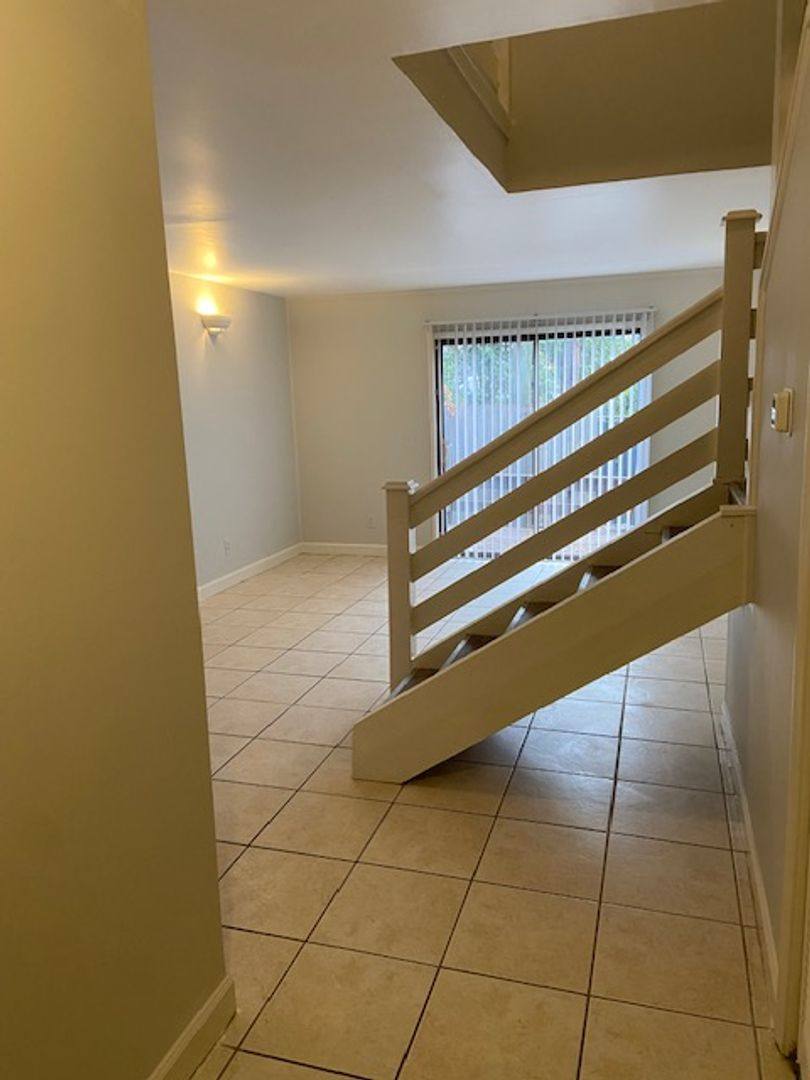 Apartment for rent at 530 Deerwood St, Columbia, SC 29205