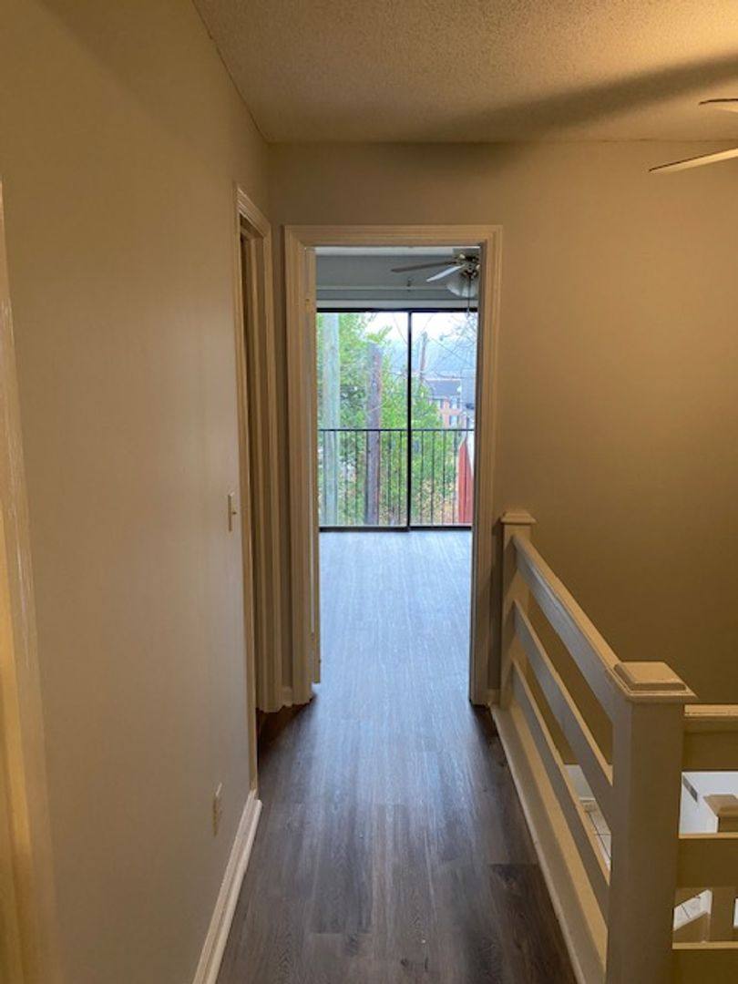 Apartment for rent at 530 Deerwood St, Columbia, SC 29205