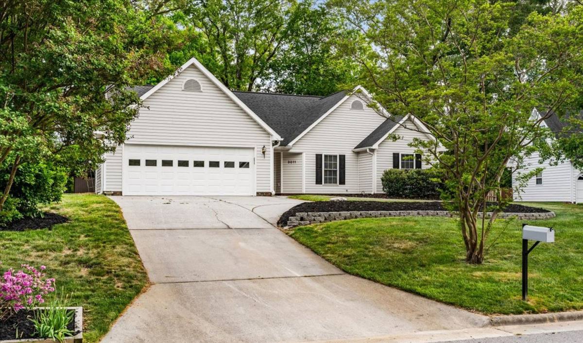 House for rent at 3011 Colony Dr, Jamestown, NC 27282