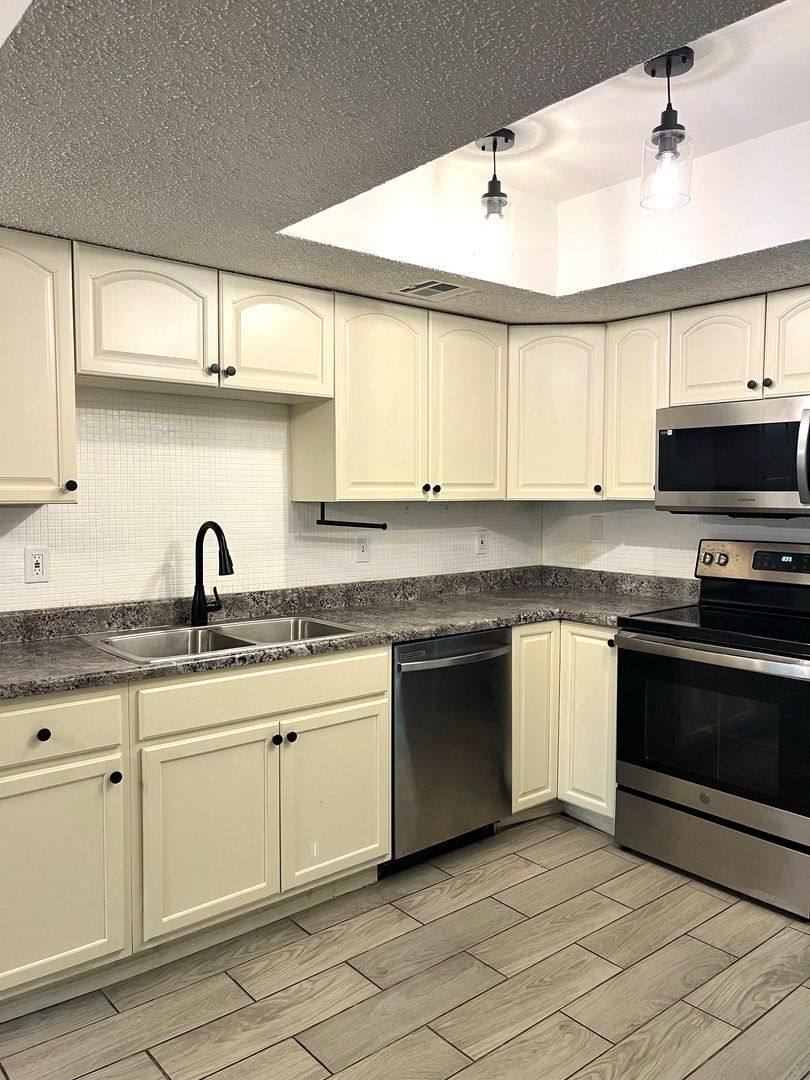 House for rent at 6718 Chelsea Wood, San Antonio, TX 78239
