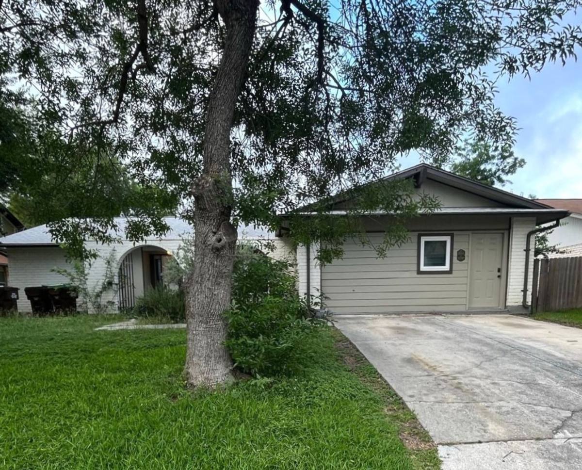 House for rent at 6718 Chelsea Wood, San Antonio, TX 78239