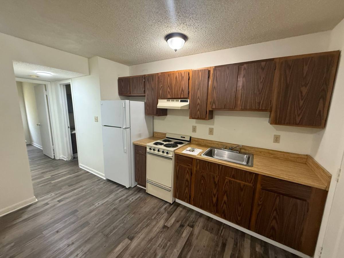 Apartment for rent at 31 8th St, Arab, AL 35016