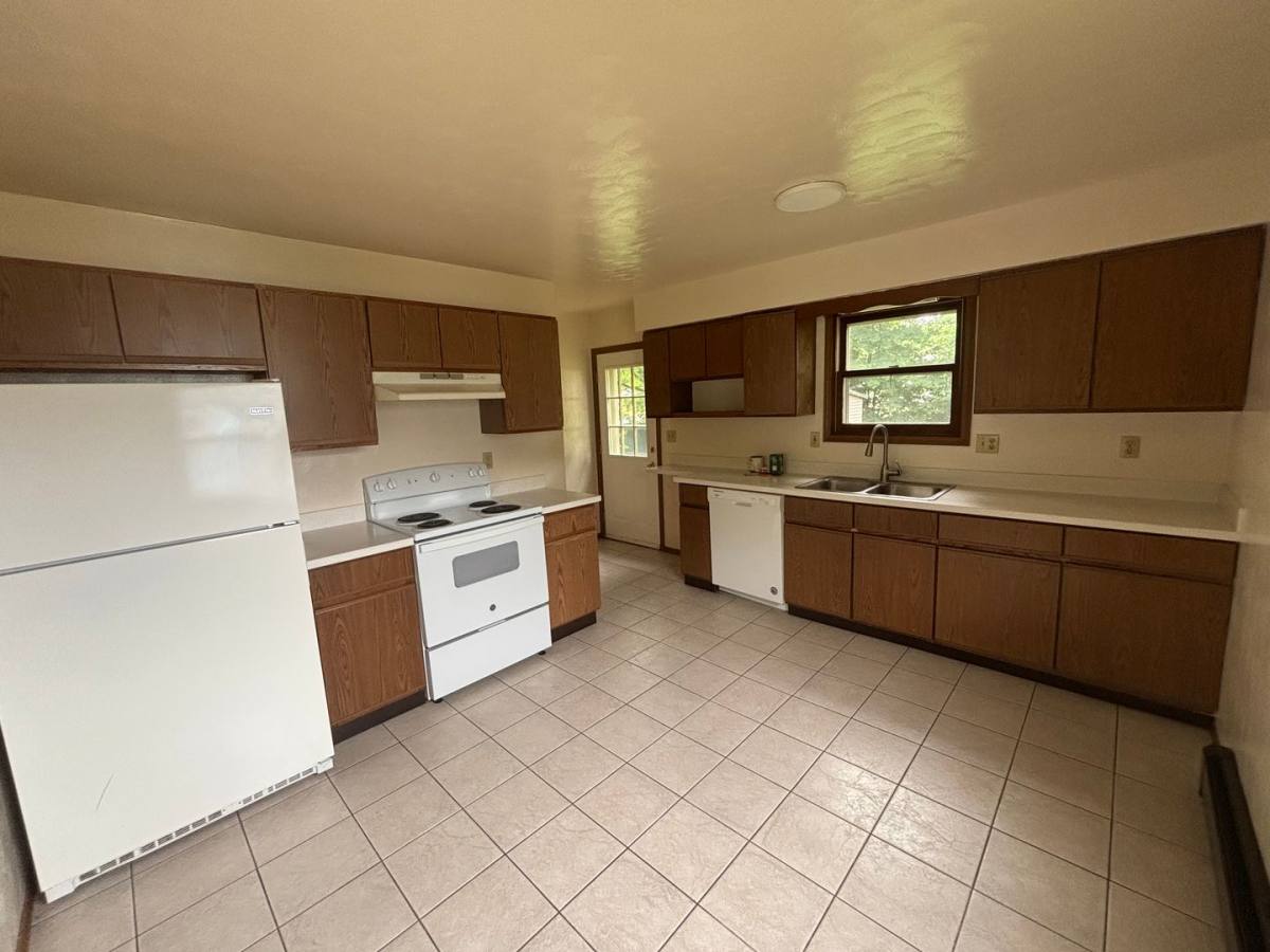 House for rent at 216 Woodcock, Girard, PA 16417