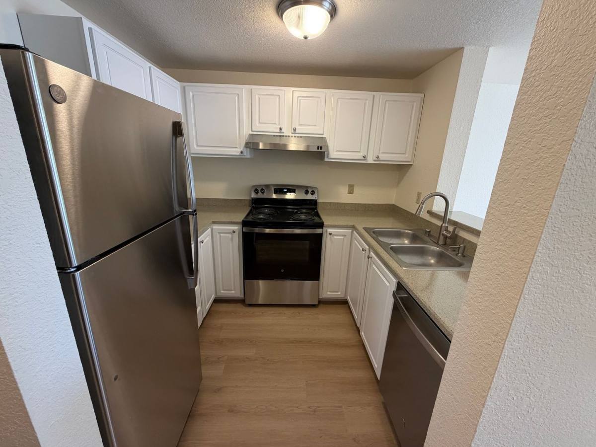 Apartment for rent at 11200 Greenwood Ave N, Seattle, WA 98133