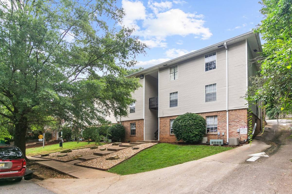 Apartment for rent at 1417 33rd St S, Birmingham, AL 35205