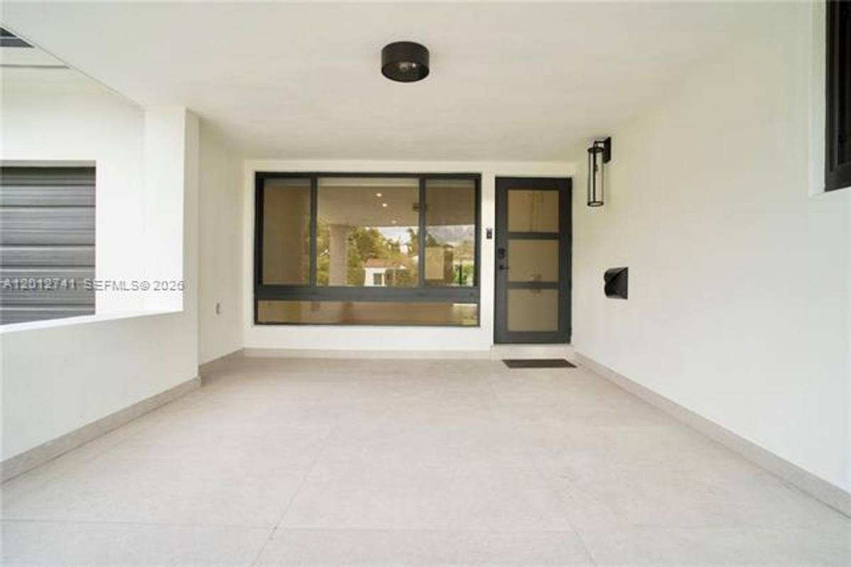 House for rent at 8811 Carlyle Ave, Miami Beach, FL 33154
