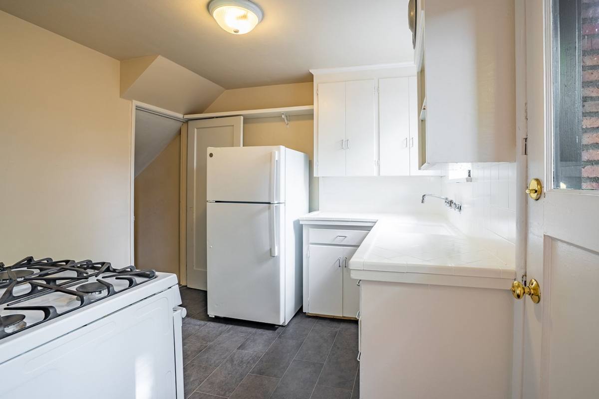 Townhouse for rent at 700-742 E Olive St, Seattle, WA 98122