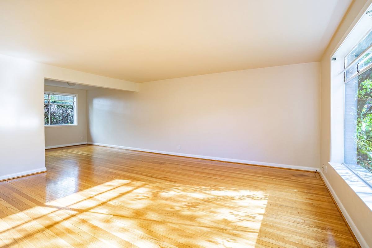 Townhouse for rent at 700-742 E Olive St, Seattle, WA 98122