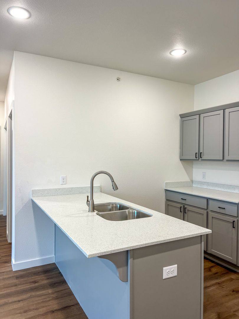 Apartment for rent at 1096 S Bacardi Ave, Fayetteville, AR 72701