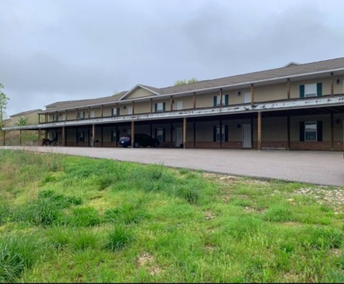 16606 Hunters Ridge Rd, Saint Robert, MO 65584 - Apartment for Rent