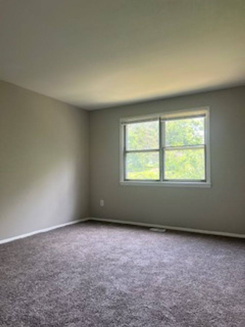 Apartment for rent at 5306-5308 Hamilton Ave, Baltimore, MD 21206
