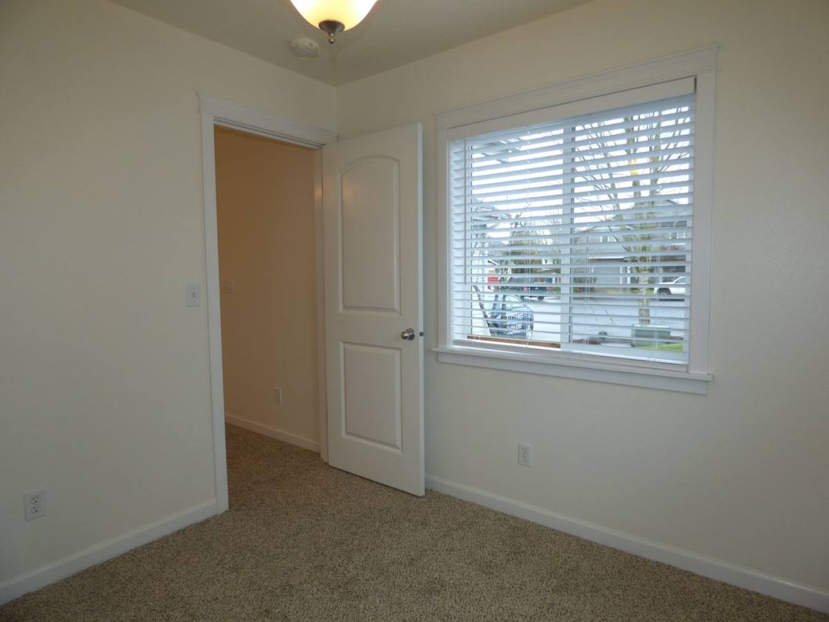 Apartment for rent at 3536-3538 Fisher Court NE, Salem, OR 97305