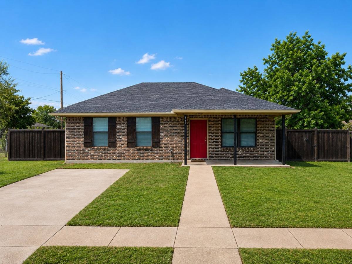 House for rent at 203 W Willow St, Sanger, TX 76266