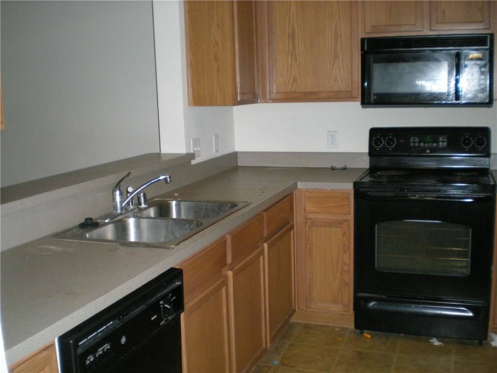 Townhouse for rent at 2224 Stonepark Place, McKinney, TX 75071